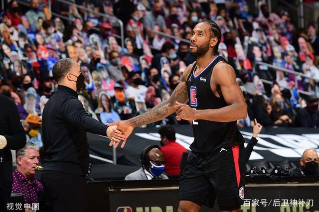 在现代足球 在现代足球