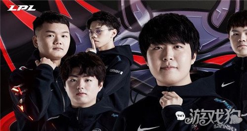 的不同视角 的不同视角