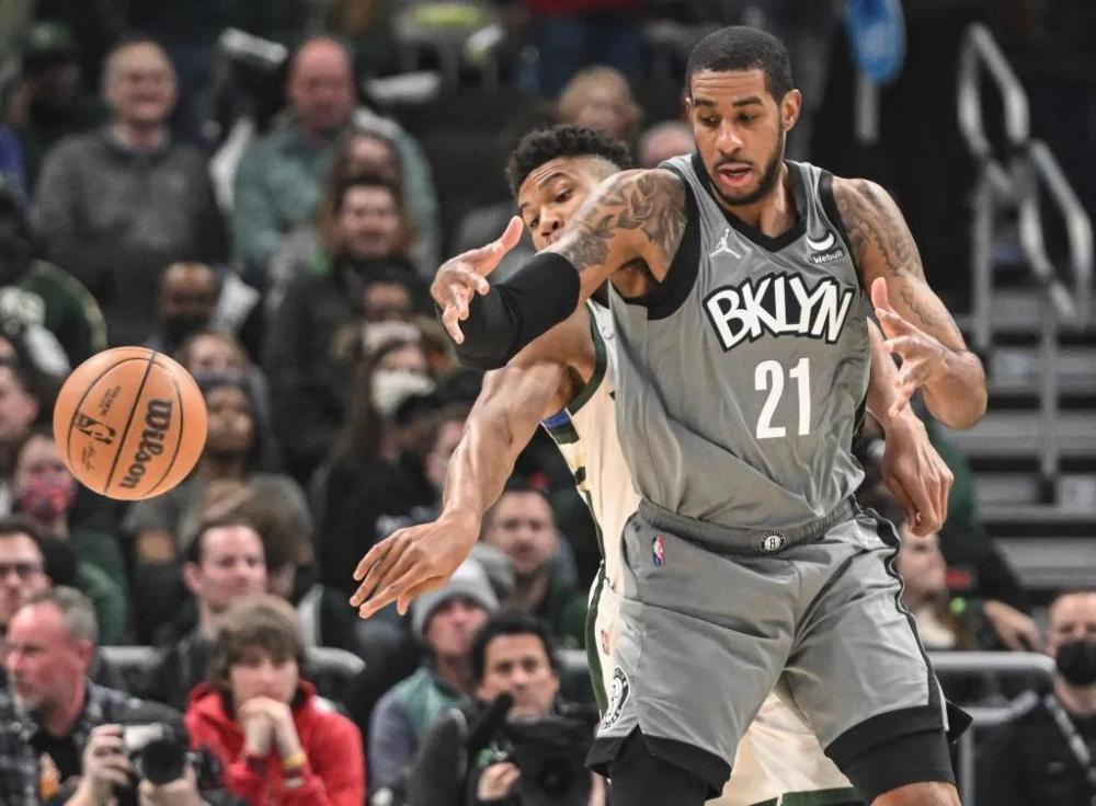 詹姆斯则利 詹姆斯则利