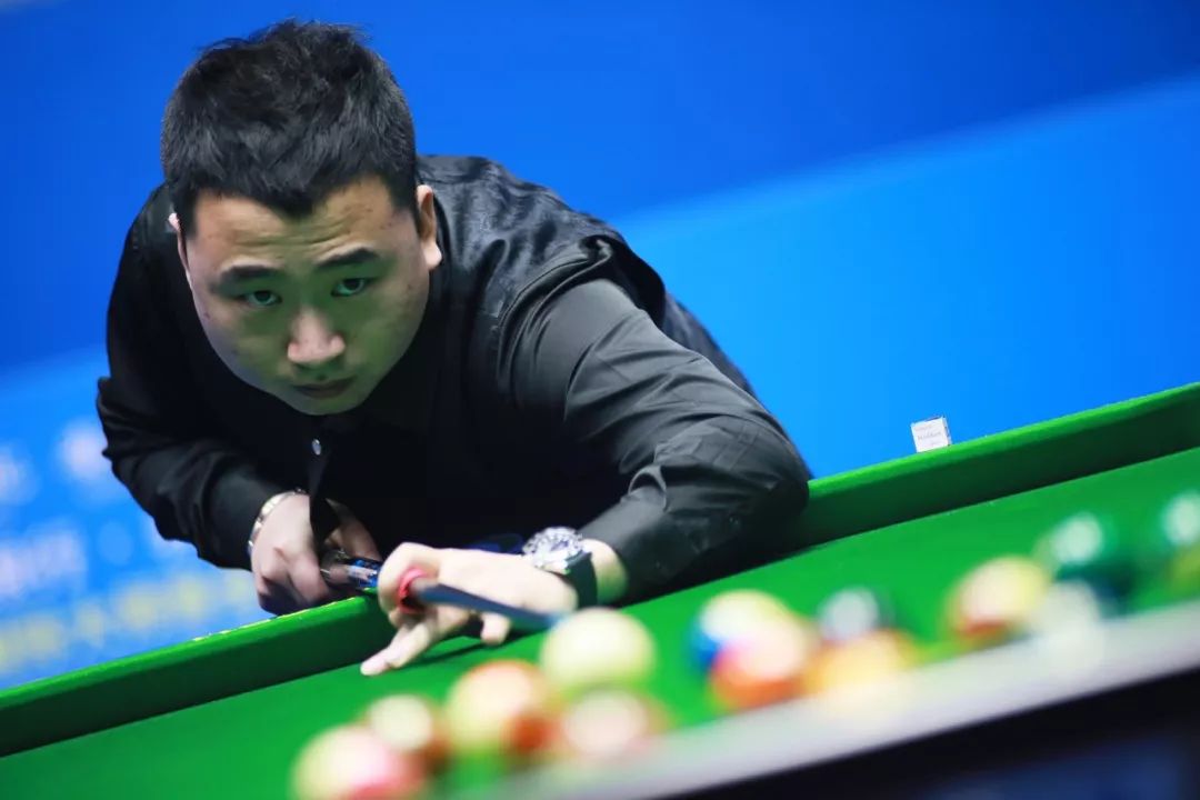 子基金会体 子基金会体